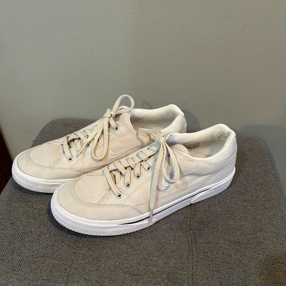 Nike Women’s Retro GTS 97 - Light Bone Sneakers - Picture 1 of 7